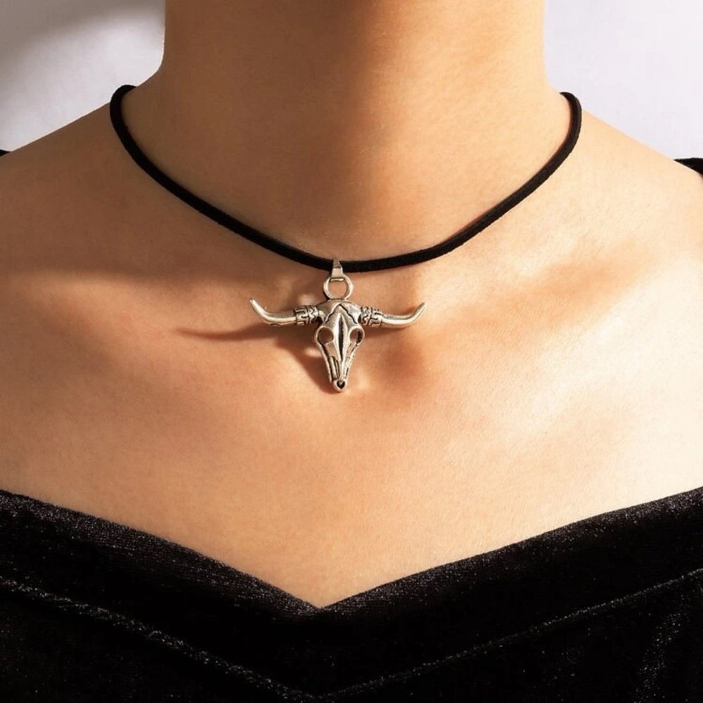 🌵 🦬 Awesome Bison Oxen Bull Horned Head Skull Choker 🐂 🌵